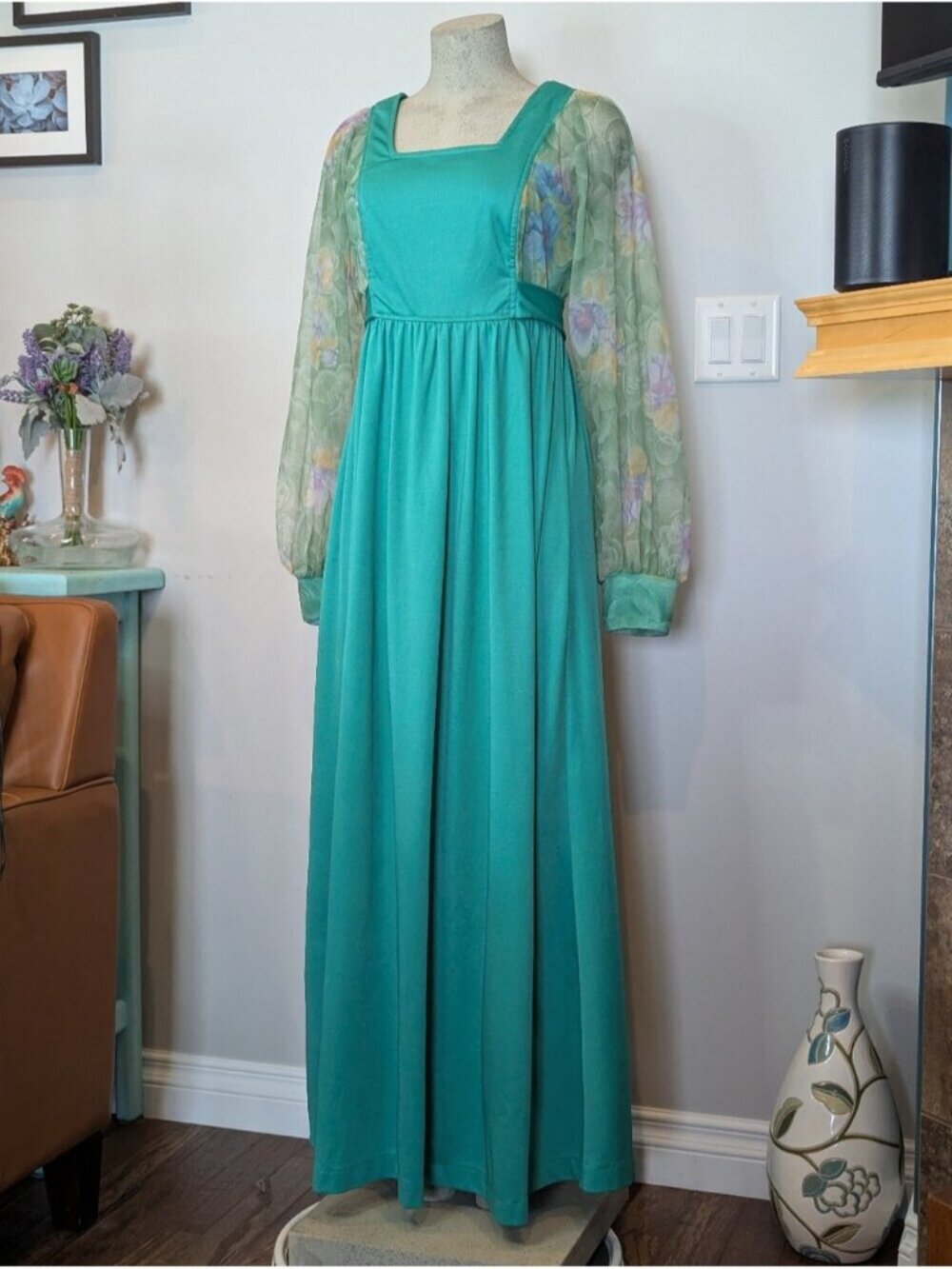 Vintage 70s Maxi apron Dress, sheer chiffon fabric balloon sleeves Sz 16 Fits L